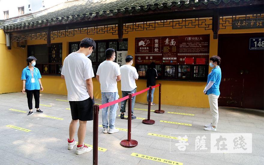 「佛教」常熟兴福禅寺恢复开放首日举行升国旗仪式 「佛教」常熟兴福禅寺恢复开放首日举行升国旗仪式