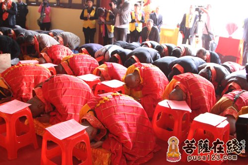 「佛教」江西宜春华林寺隆重举行寺院落成揭牌暨诸佛菩萨开光庆典