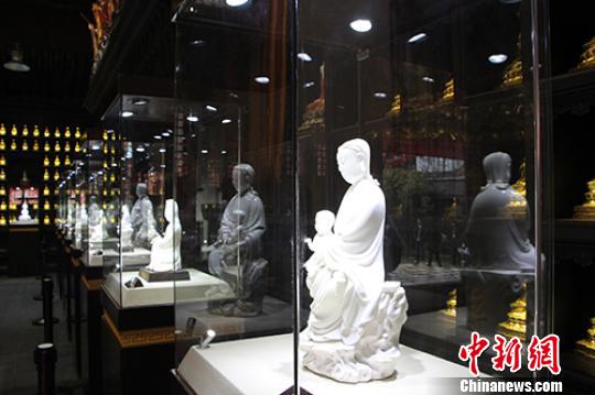 「观音」百尊观音作别台湾赴南通首展 百位名家题赠“慈航普渡”