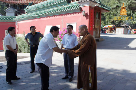 「佛教」中央党校“宗教工作专题研讨班”一行到灵光寺考察