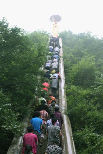 「文化」北京门头沟白瀑寺朝山礼佛活祈愿行动