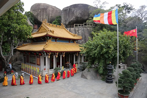「佛教」虎溪岩寺举行三千佛消灾祈福法会 「佛教」虎溪岩寺举行三千佛消灾祈福法会