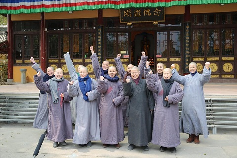 「佛教」浙江宁波慧日禅寺举办中国寺院首个佛教英语班
