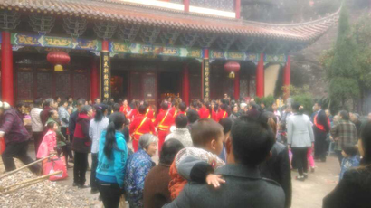 「佛教」江西省横峰县石樑岩寺举行露天观音奠基法会