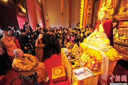 「释星云」海南博鳌禅寺举行两岸和平祈福法会 星云大师为玉佛开光