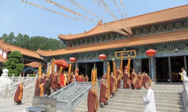 「广益」明生大和尚主法 广益法师三年闭关圆满