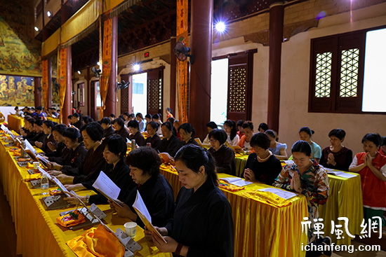 「文殊菩萨」广东深圳弘法寺文殊菩萨圣诞日诵经法会为众生祈福 「文殊菩萨」广东深圳弘法寺文殊菩萨圣诞日诵经法会为众生祈福