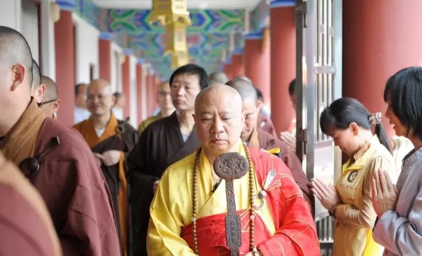 「广益」明生大和尚主法 广益法师三年闭关圆满