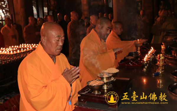 「佛教」纪念禧钜老和尚往生十周年千僧法会在山西五台山显通寺隆重举行 「佛教」纪念禧钜老和尚往生十周年千僧法会在山西五台山显通寺隆重举行