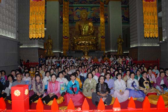 「佛教」中国法门寺与韩国道诜寺结为友好兄弟寺院立碑仪式在法门寺举行 「佛教」中国法门寺与韩国道诜寺结为友好兄弟寺院立碑仪式在法门寺举行