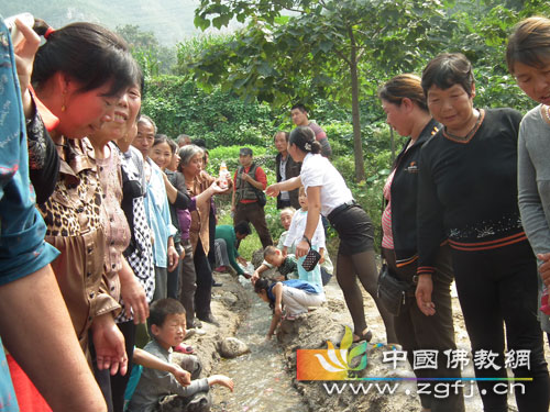 「慈善」河北省佛协慈善功德会支援特困山区支沙口村钻井竣工仪式圆满举行 「慈善」河北省佛协慈善功德会支援特困山区支沙口村钻井竣工仪式圆满举行