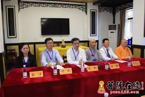 「灵岩山寺」灵岩山寺举行宏度法师晋院仪式 承继净土宗风 弘灵岩道风