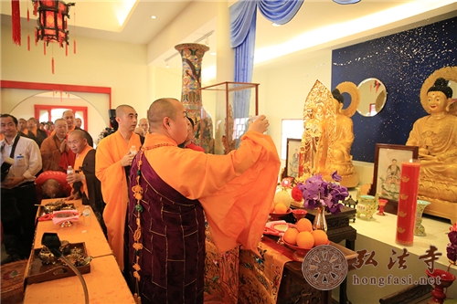 「佛教」首座以汉传高僧命名的寺庙本焕寺在泰国古都素可泰落成开光