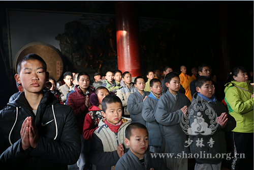 「少林寺」佛祖成道日河南嵩山少林寺普施佛粥 传递佛陀慈悲
