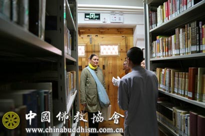 「佛教」学诚法师在北京龙泉寺会见荷兰佛教电视台台长一行