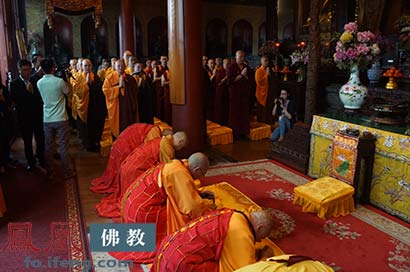 「中国佛教协会」学诚会长发救灾倡议 中佛协祈福法会在京举行