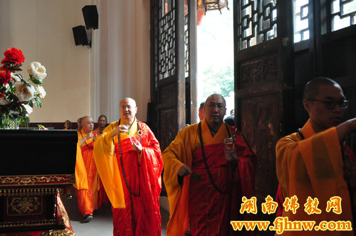 「佛像开光」湖南长沙铁炉寺隆重举行大殿落成暨全堂佛像开光法会 「佛像开光」湖南长沙铁炉寺隆重举行大殿落成暨全堂佛像开光法会