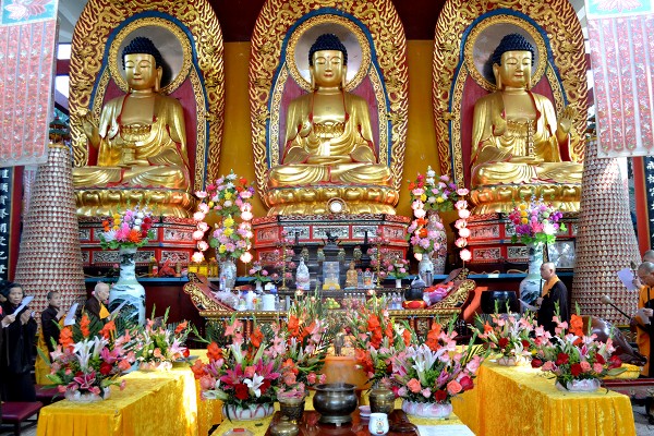 「佛教」四月初八日,湖南东山古寺举行浴佛法会 「佛教」四月初八日,湖南东山古寺举行浴佛法会