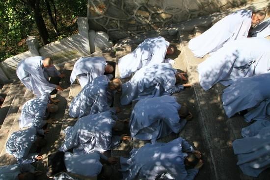 「出家」湖北四祖寺十一短期出家禅修活动圆满结束