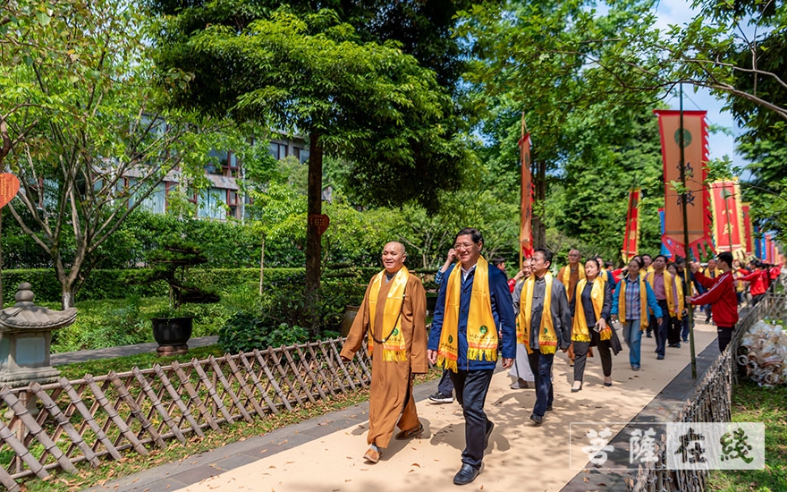 「武术」第三届峨眉武术传承大会暨峨眉武术祭祖仪式在大佛禅院举行 「武术」第三届峨眉武术传承大会暨峨眉武术祭祖仪式在大佛禅院举行