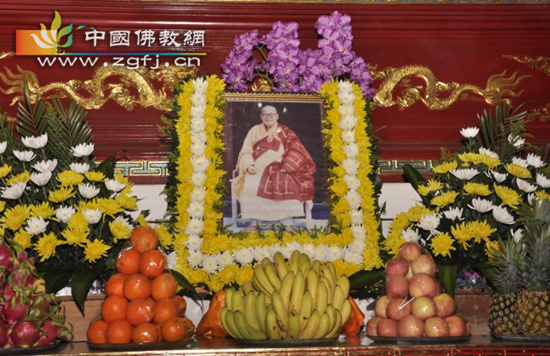 「佛教」湖北古灵泉寺举行“追思祖德、不忘祖恩”缅怀融训老和尚十周年追思法会