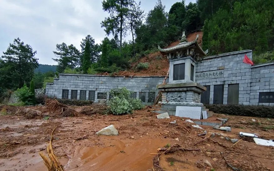 「佛教」禅宗薪火传千年 何惧暴雨袭净居