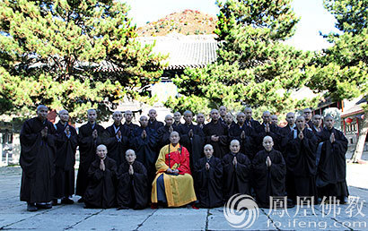 「佛教」五台山碧山寺观音菩萨出家日举行剃度法会