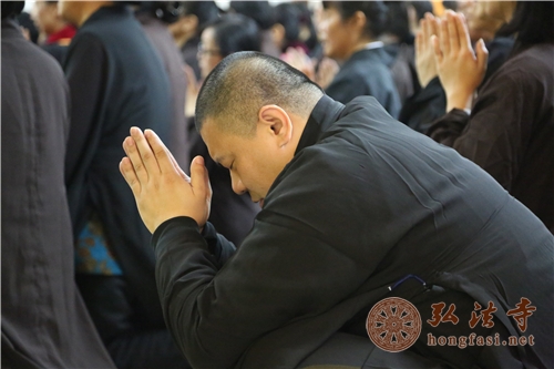 「弘法寺」广东深圳弘法寺隆重举行2015年千人皈依法会