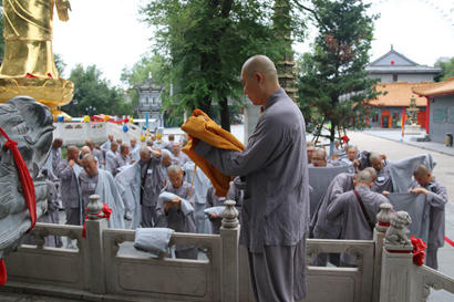 「极乐寺」黑龙江哈尔滨极乐寺第七届短期出家法会隆重举行