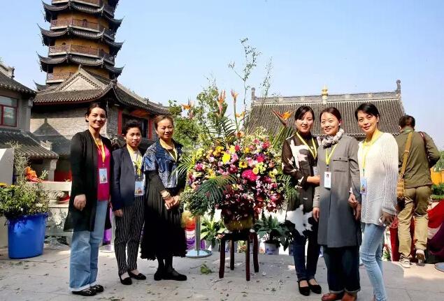 「扬州」江苏扬州文峰寺举行新老鉴真大师像会面仪式