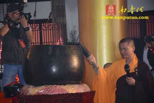 「佛教」福建福安种徳禅寺隆重举行观音阁落成暨佛像开光庆典法会