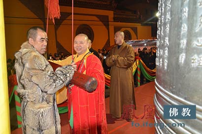 「慈善」2015年“温暖除夕夜”慈善晚会在上海玉佛禅寺举行