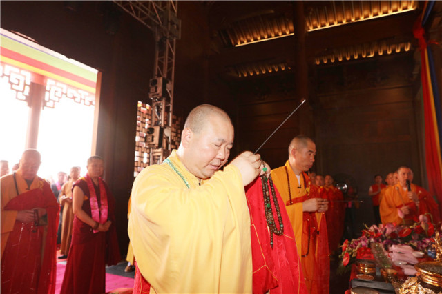 上海玉佛禅寺隆重举行东片区落成典礼暨文殊菩萨圣像开光法会