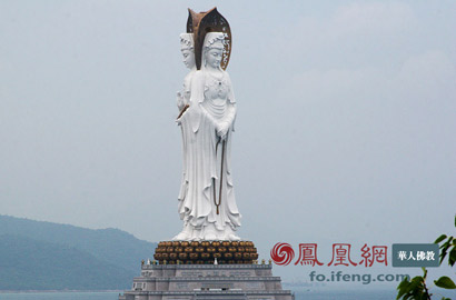 「佛教」三亚南山感受佛教文化60余名海外华裔青少年“中国寻根之旅”
