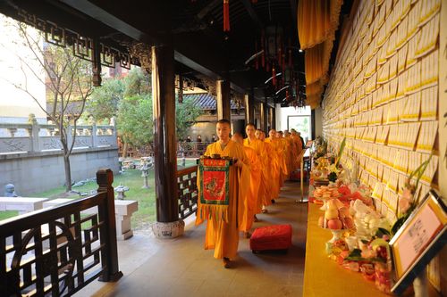 「佛教」上海曹王禅寺举行地藏大法会