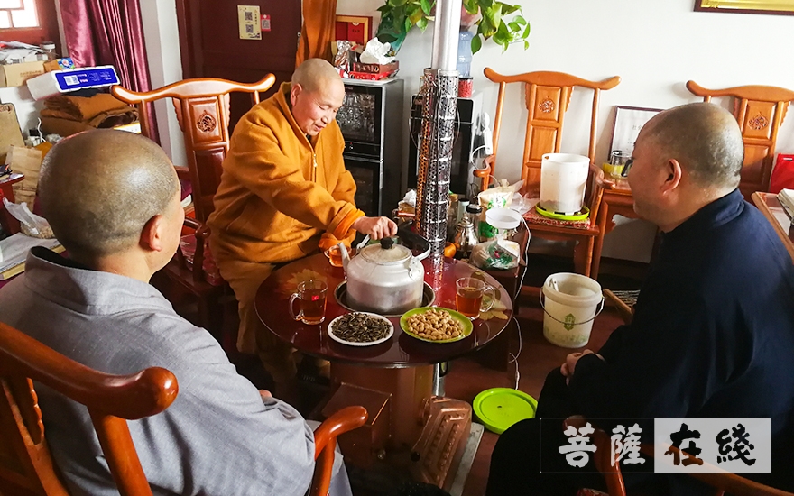 「佛教」陕西省佛教协会副会长续学法师赴天灯禅寺走访慰问 「佛教」陕西省佛教协会副会长续学法师赴天灯禅寺走访慰问