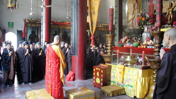 「佛教」安徽三祖寺住持宽容法师为大众开示《普门品》