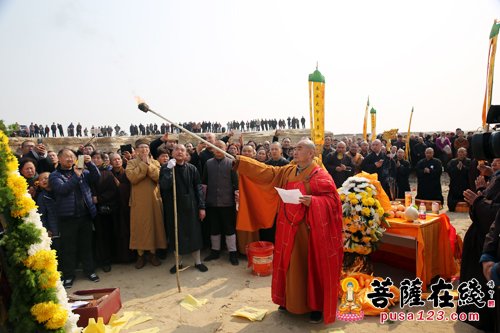 「佛教」觉照老和尚追思荼毗法会在江苏连云港碧霞寺举行 「佛教」觉照老和尚追思荼毗法会在江苏连云港碧霞寺举行