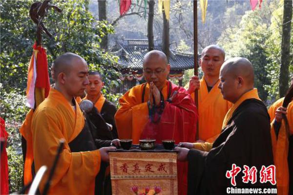 「佛教」浙江千年古刹永福寺迎来新任方丈念顺法师