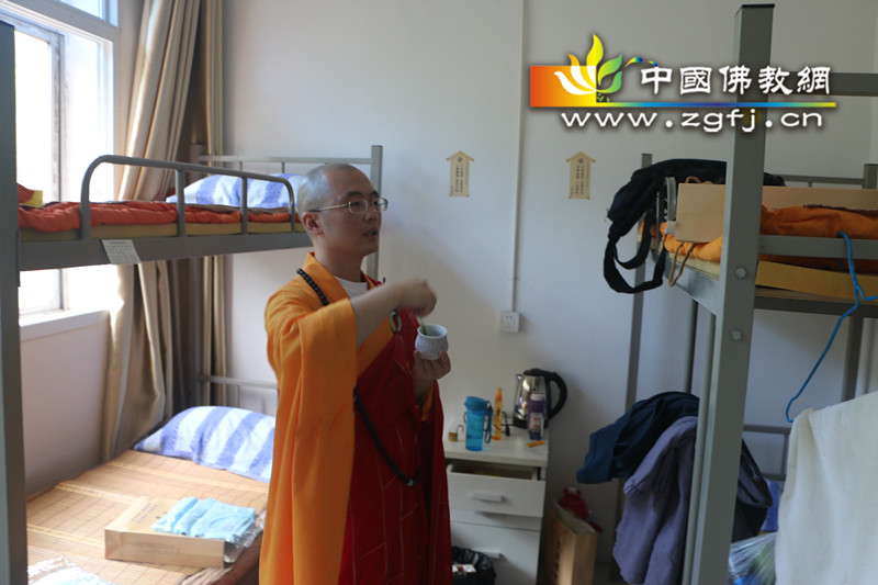 「佛教」河北霸州梵华精舍举行第四届“佛教文化与生活”夏令营洒净仪式