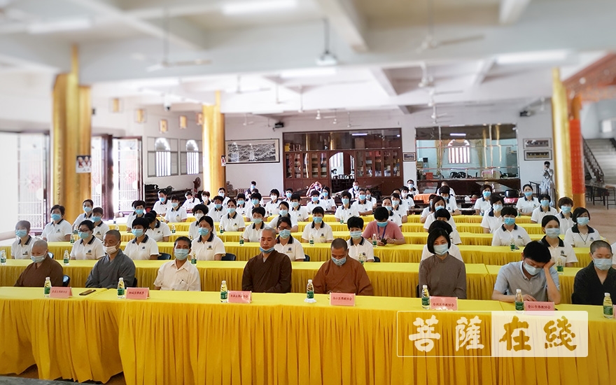 「佛教」福建省南天普门慈善基金会携手泉州市各宗教举行共同抗疫捐赠活动 「佛教」福建省南天普门慈善基金会携手泉州市各宗教举行共同抗疫捐赠活动