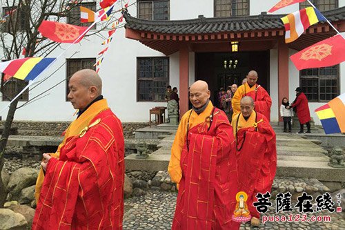 「大雄宝殿」福建福州鹅峰禅寺举行大雄宝殿佛像安座暨佛七法会