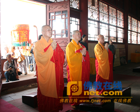 「佛教」大连海峡两岸禅文化交流会开幕式在瓦房店市观海寺举行