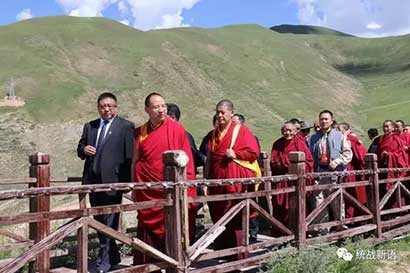 「班禅喇嘛」十一世班禅近期在青海考察调研并举行佛事活动