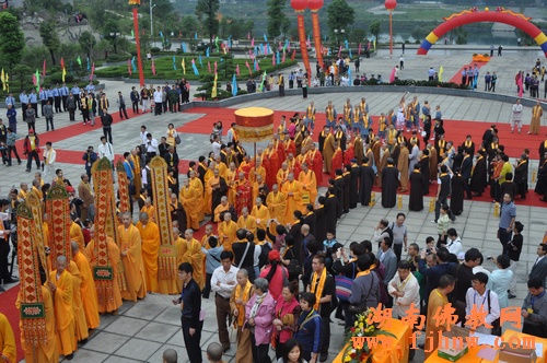 「佛教」资兴市寿佛寺演明大和尚升座庆典法会 「佛教」资兴市寿佛寺演明大和尚升座庆典法会