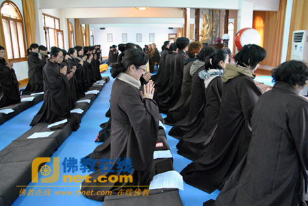 「菩萨戒」慈云佛学院举行授居家二众皈依五戒菩萨戒法会