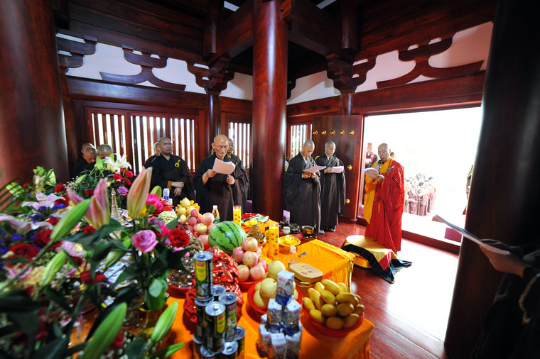 「东林寺」江西东林寺净土苑隆重举行三大殿洒净开通法会