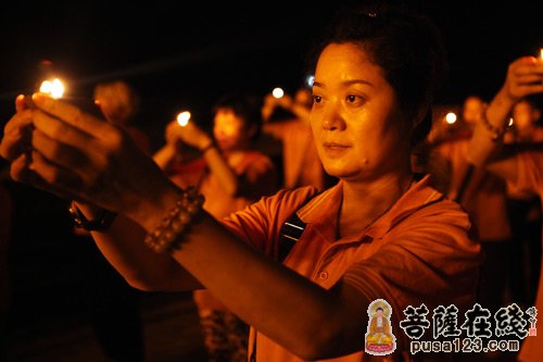 「蓝毗尼」尼泊尔中华寺在蓝毗尼圣园隆重举行传灯法会