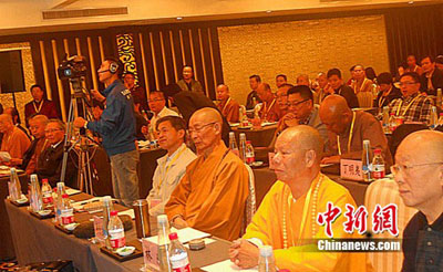 「佛教」中国大同两岸三地佛教文化交流会开幕 高僧聚谈世界大同