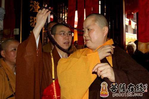 「佛教」上海奉贤旃檀庵隆重举行果圣法师荣膺监院庆典活动 「佛教」上海奉贤旃檀庵隆重举行果圣法师荣膺监院庆典活动
